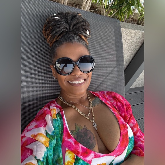 Meet your Posher, Octavia! - Picture 11 of 14